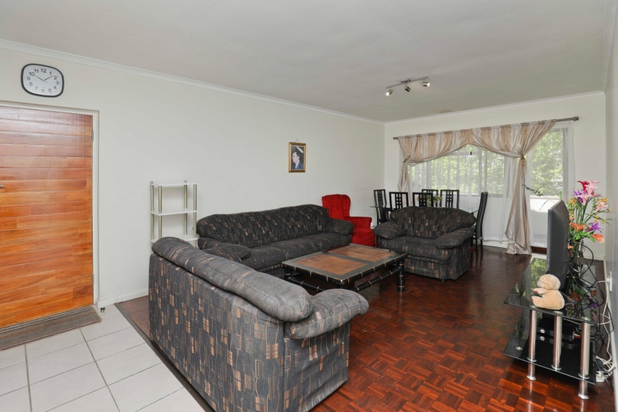 2 Bedroom Property for Sale in Wynberg Western Cape